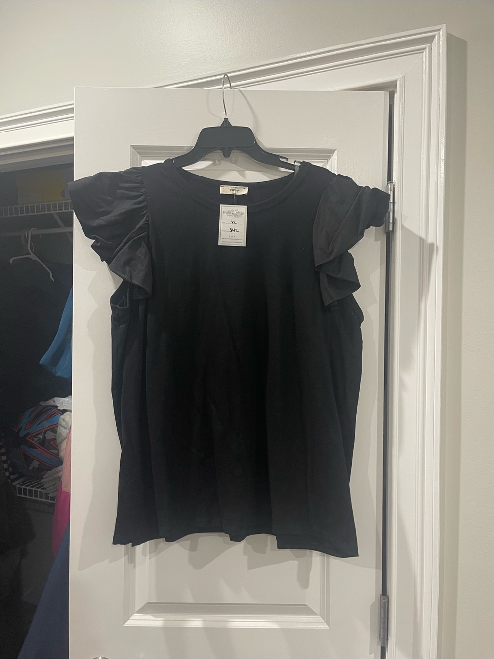 entro Black Ruffle Sleeve Short-Sleeve Top